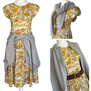 Vintage 1950s Handmade Floral Dress Yellow Rose Print 29” Waist